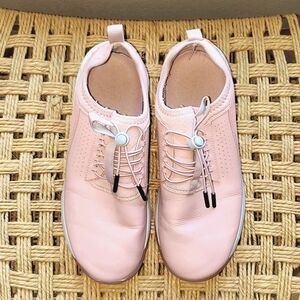 Clove Classic Shoe Size Women's 10.5 /Men's 9